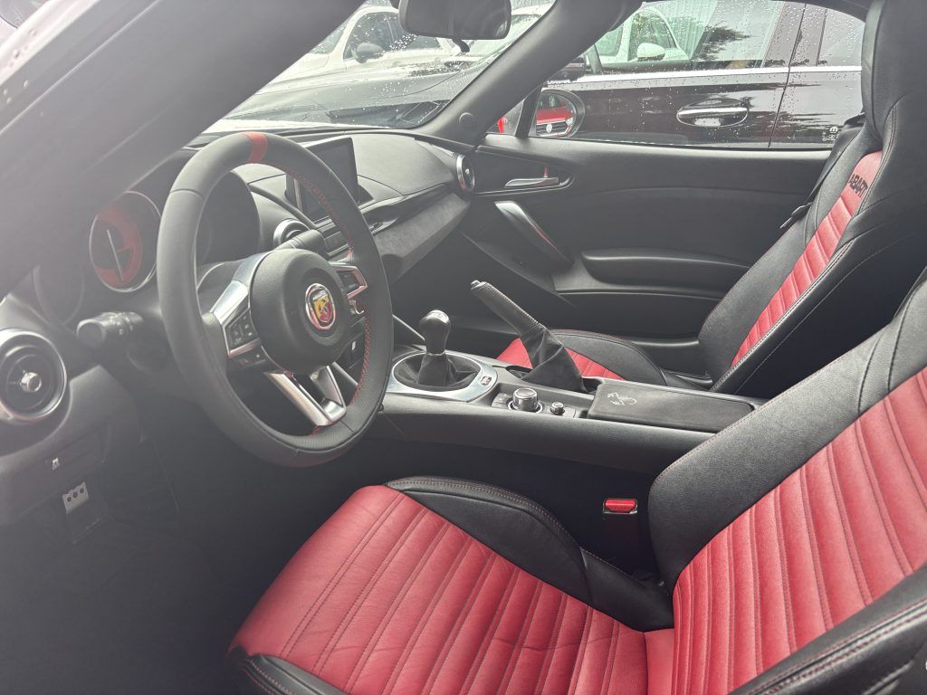 ABARTH 124 SPIDER